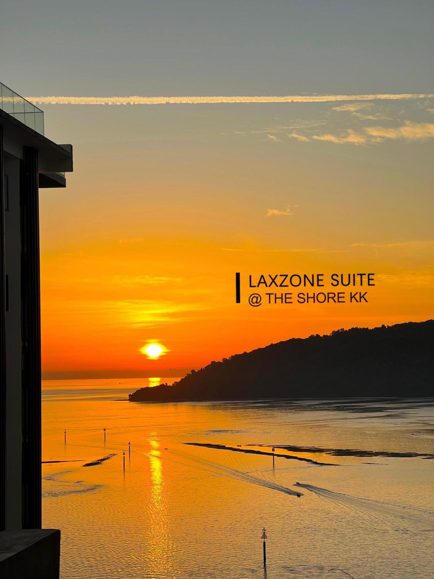 The Shore Cbd Kota Kinabalu By Laxzone Suite Экстерьер фото