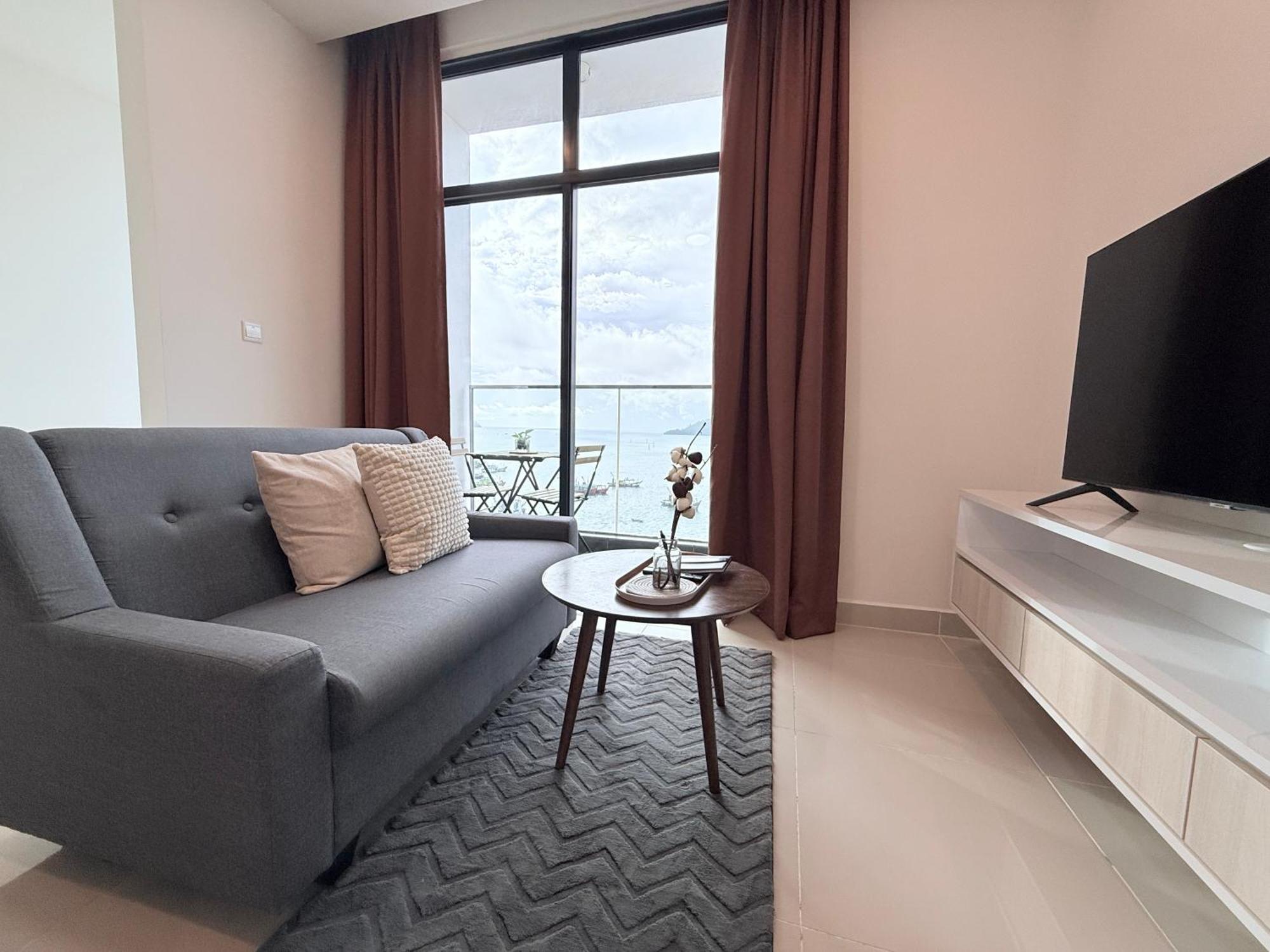 The Shore Cbd Kota Kinabalu By Laxzone Suite Экстерьер фото